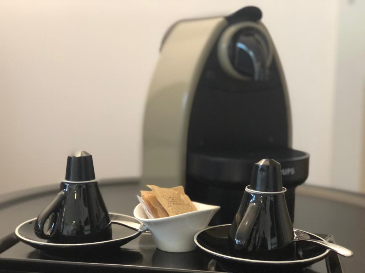 Appartamento Al Lago 加尔达湖滨 外观 照片