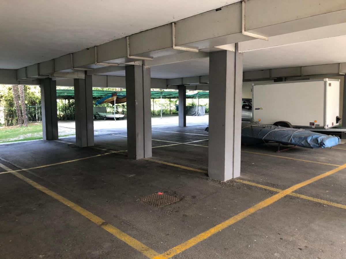 Appartamento Al Lago 加尔达湖滨 外观 照片